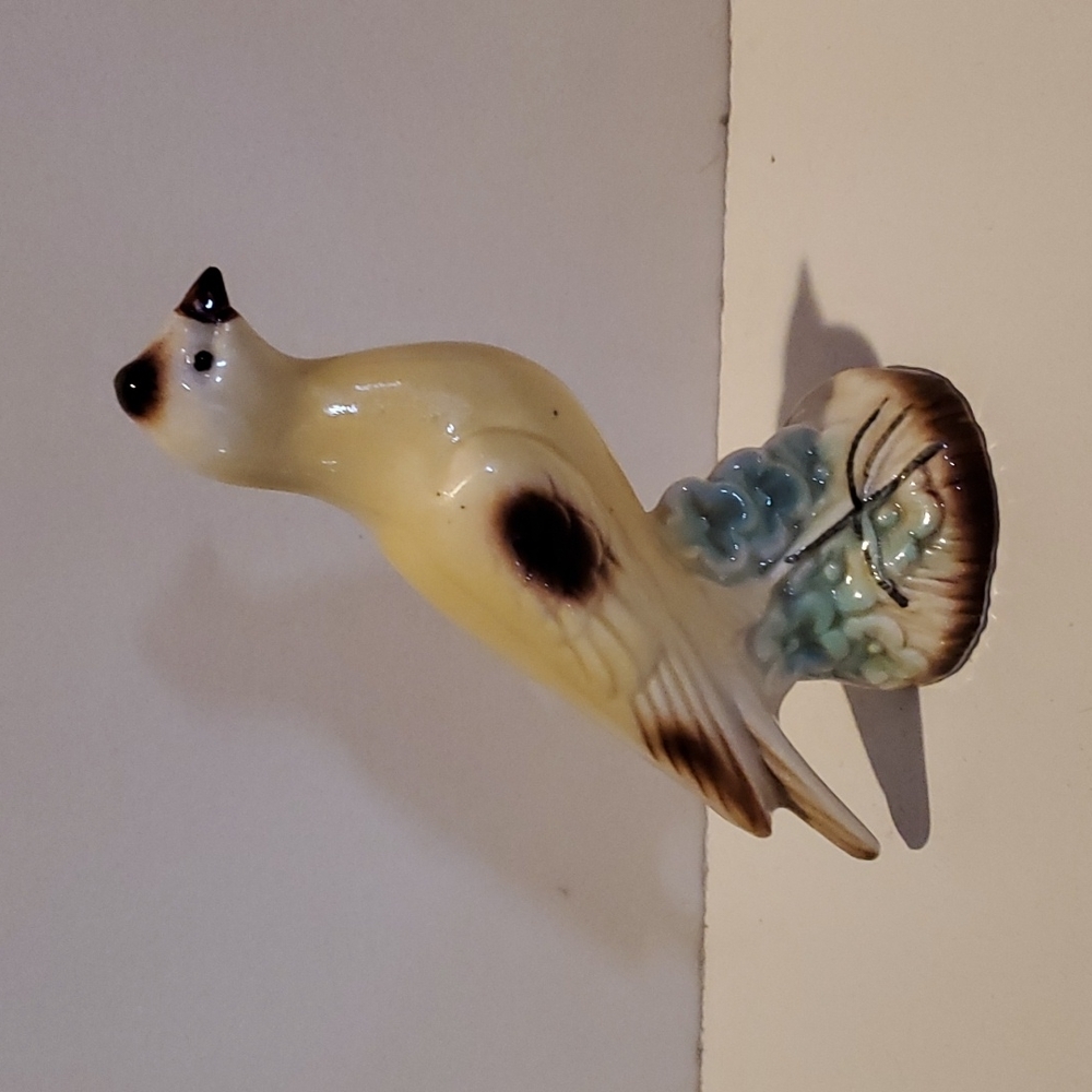 Vintage Yellow Bird